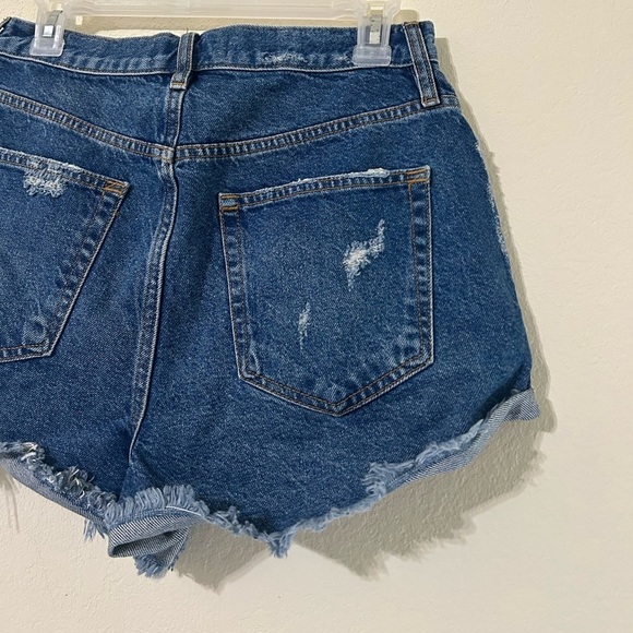 NWT Free People We The Free Deep Sea Blue Distressed Cotton Rolled Size 30 Short - Picture 4 of 11